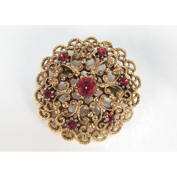 Lacey Goldtone Round Flower w Ruby Red Rhinestone Brooch Pin Earring Set J Jill - Picture 2 of 13